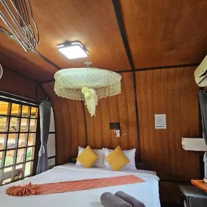 Eden Lanta Koh Lanta